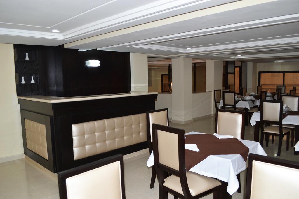 Al Akhawayn Hotel Oujda Exterior photo